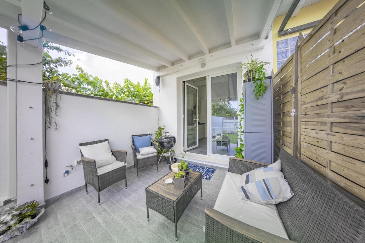 Sun&Garden Flat Villa กาญารี ภายนอก รูปภาพ
